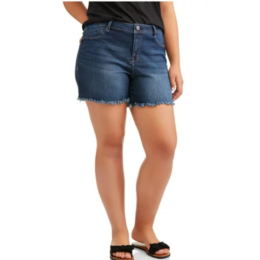 A3 Denim Women's Blue Raw Edge Denim Shorts Size 20W